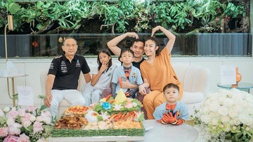 KERJA KERAS DEMI ANGKAT DERAJAT ORANG TUA