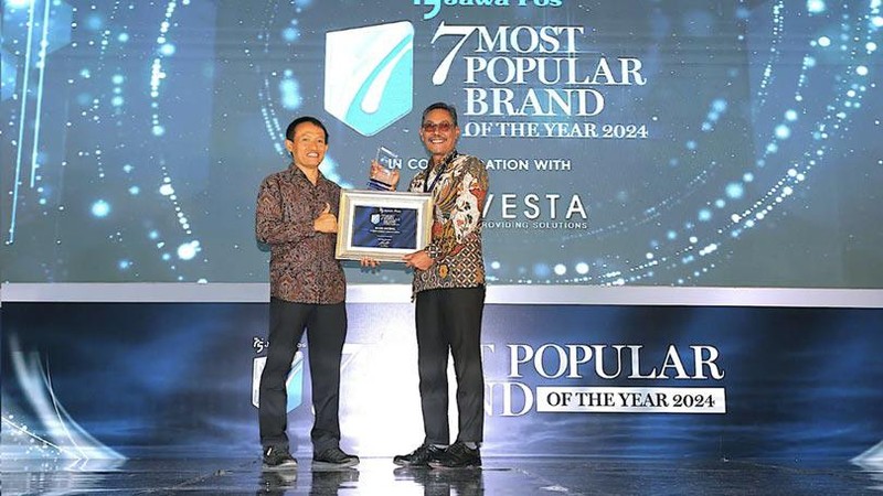 Bank Jateng kembali menorehkan prestasi membanggakan. Dalam ajang bergengsi Jawa Pos 7 Most Popular Brand of The Year 2024