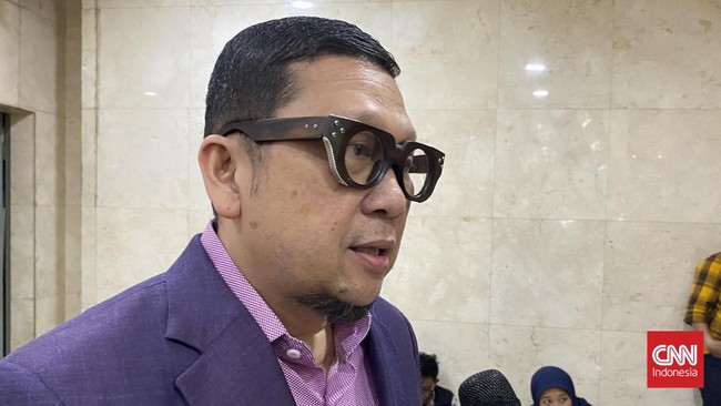 Anggota Komisi II DPR dari Fraksi Golkar, Ahmad Doli Kurnia menyebut MK pada prinsipnya ingin tak ada calon tunggal atau terlalu banyak calon pada pilpres.