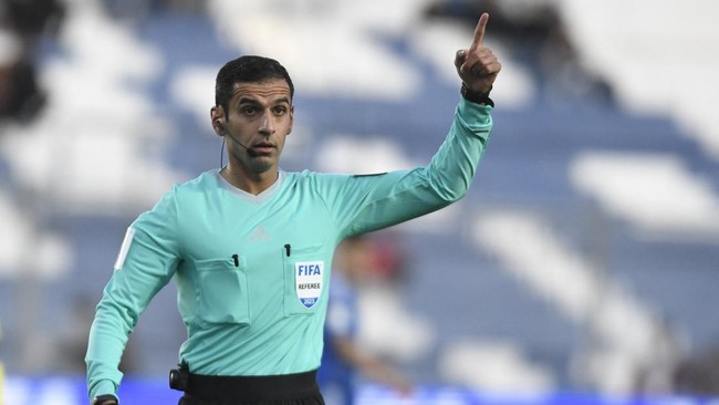 Wasit kontroversial asal Qatar Salman Ahmad Falahi akan memimpin duel Timnas Indonesia vs Australia dalam babak ketiga Kualifikasi Piala Dunia 2026.