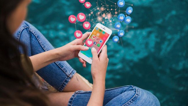 Bahaya FOMO: Kebiasaan Ini Bikin Dompet Jebol Meski Baru Gaji!