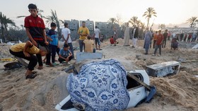 Israel Bombardir Sekolah PBB di Kamp Gaza, 6 Staf UNRWA Tewas