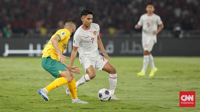 Timnas Indonesia akan berhadapan dengan Bahrain di babak ketiga Kualifikasi Piala Dunia 2026. Berikut jadwal siaran langsung dan live streaming laga ini.