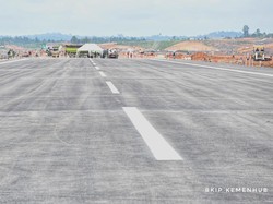 Menhub Gelar Test Landing di Bandara IKN Seusai Jokowi Batal Mendarat