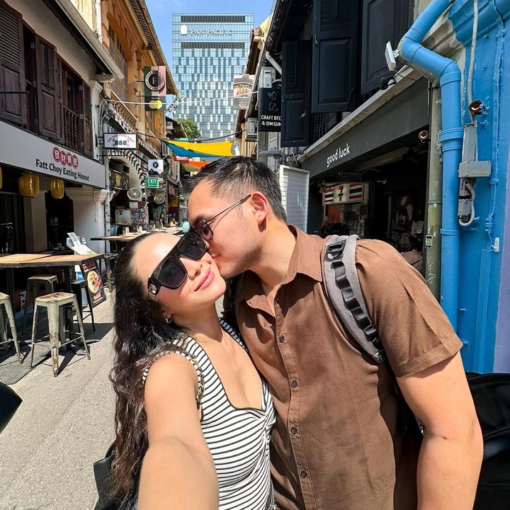 <p>Sejak menikah dengan putra kedua Dewi Yull itu, Merdianti Octavia kerap membagikan momen romantis mereka. Keduanya terlihat harmonis di tahun kelima pernikahan. (Foto: Instagram @merdioctav)</p>