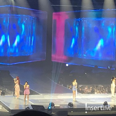 Hadiah Spesial Red Velvet untuk ReVeluv Indonesia