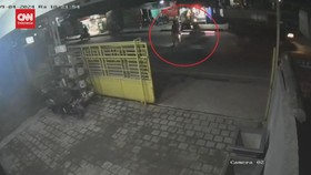 VIDEO: Diduga Mabuk Polisi di NTT Tabrak Pejalan Kaki Hingga Tewas