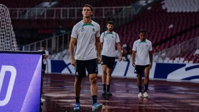Bek Australia Tantang Suporter Timnas Indonesia di GBK