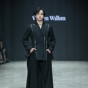 Potret Koleksi Wilsen Willim 'huMAN', Busana Pria yang Ekspresif