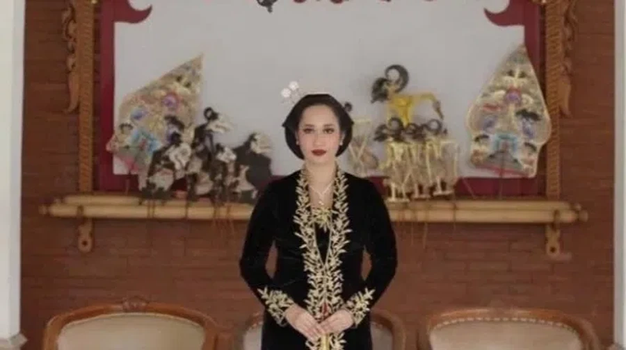 Yasmin Nur Yasmin Nur