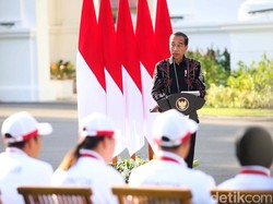 Momen Jokowi Serahkan Bonus ke Peraih Medali Paralimpiade