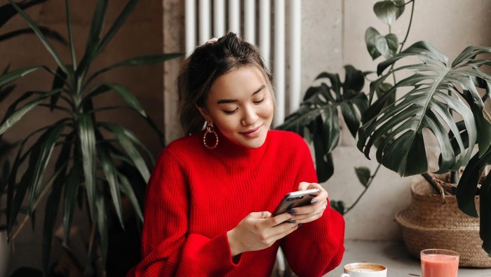 img-title 6 Ciri Unik Orang yang Lebih Suka Chat daripada Telepon