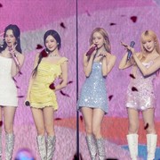 Jadi Girl Group Pertama yang Raih Daesang di The Fact Music Awards, Simak Prestasi aespa Lainnya