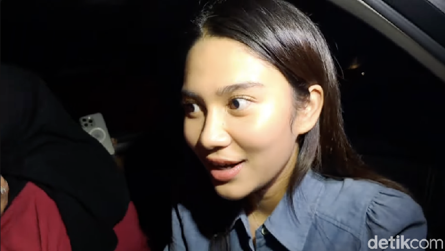 Azizah Salsha Azizah Salsha
