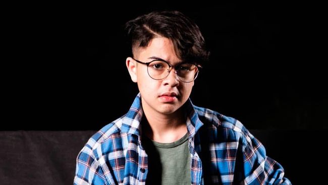 Baim Alkatiri alias Baim Cilik menyebut ayahnya menjual rumah yang dibeli menggunakan uang hasil kerasnya sebagai pemain sinetron cilik.