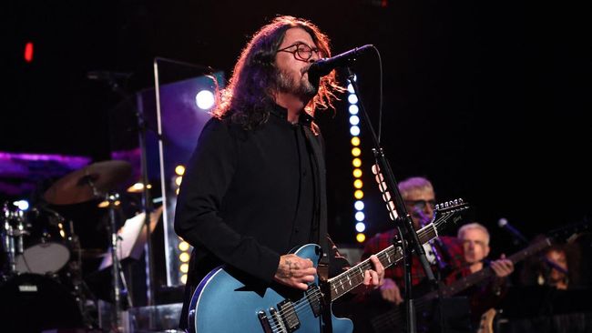 Foo Fighters membatalkan jadwal manggung yang mestinya digelar akhir pekan ini.