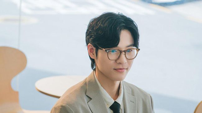 10 Rekomendasi Drama Korea Yoon Ji On Terbaik, Jurnalis dan Ayah Muda