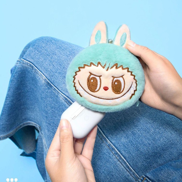 Gantungan boneka Labubu yang lagi viral