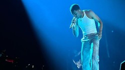 Lirik Lagu Make You Mine - Giveon