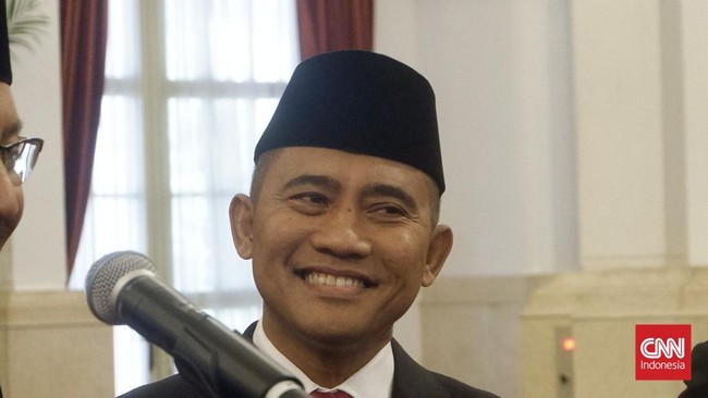 Presiden Prabowo Subianto melantik Komjen Eddy Hartono sebagai Kepala BNPT. Eddy, yang berpengalaman di bidang Reserse, telah menjabat sejak September 2024.