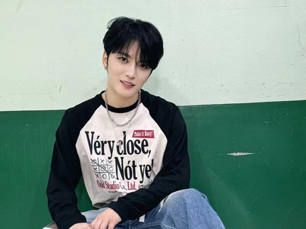 Kisah Haru Idol Korea Kim Jaejoong Biayai Pengobatan Kanker Ayah Angkat