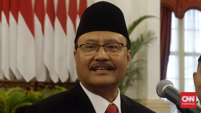 Sekjen PBNU Saifullah Yusuf namalain Gus Ipul bicara soal kesempatan orang-orang PBNU maupun Muhammadiyah masuk kabinet Prabowo Subianto.