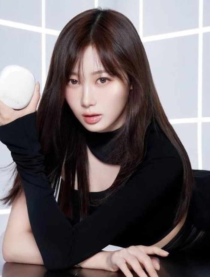 Pada Senin (9/9), Giselle aespa menghadiri upacara peresmian EITHER& Brand Muse di Tokyo, Jepang, dan resmi ditunjuk sebagai muse untuk brand kosmetik asal Korea Selatan ini./Foto: Instagram.com/eitherand_jp