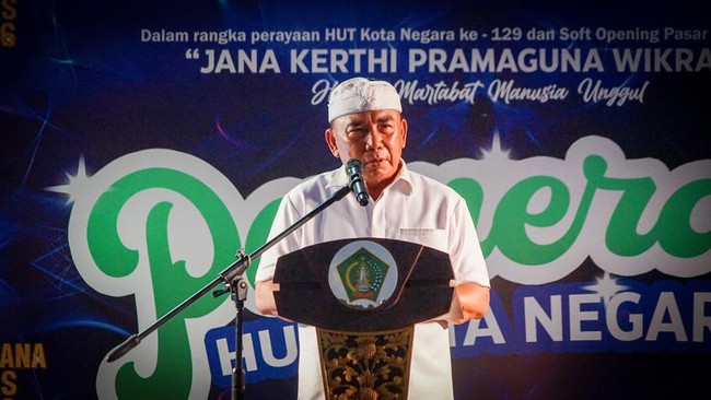 Pembukaan Pasar Umum Negara di Jembrana juga sebagai ajang promosi pasar yang dibangun dengan dana APBN yang menjadi kado atas kunjungan kerja Presiden Jokowi.