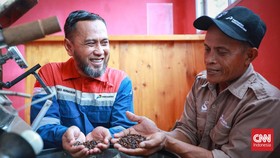 Pertamina Bantu Grup Tani Kaltim Bangun Kawasan Eduwisata Kopi Luwak