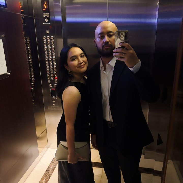 <p>Banyak netizen yang turut senang dengan kebersamaan Rachel Amanda dan sang suami. Tidak sedikit yang mendoakan agar keduanya selalu berbahagia. (Foto: Instagram: @auroramanda95)</p>