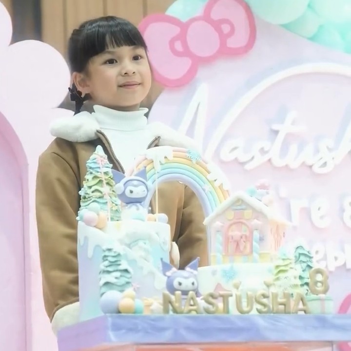 <p>Nastusha Olivia Alinskie merupakan putri sulung pasangan Chelsea Olivia dan Glenn Alinskie. Nastusha lahir pada 9 September 2016 dan baru saja berulang tahun. (Foto: Instagram @chelseaoliviaa)</p>