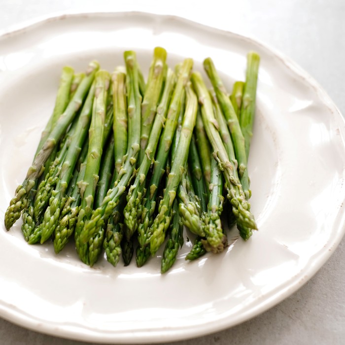 Asparagus/ Foto: Freepik.com/racool_studio