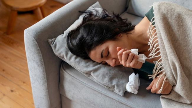 Untuk mengurangi tingkat keparahan atau menghentikan flu, ada beberapa cara yang bisa diterapkan.