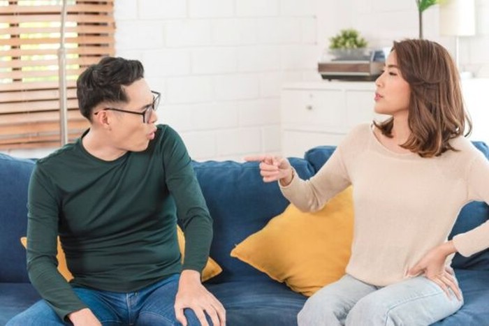 Ilustrasi pasangan sedang bertengkar /Foto: Freepik/our-team