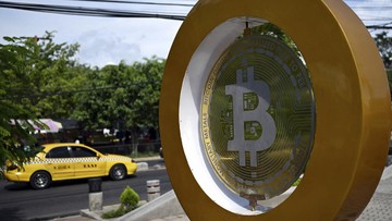 FOTO: Kisah Sopir Taksi di El Salvador Jadi Kaya Berkat Bitcoin