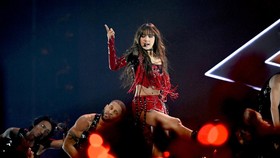 Promotor Respons Keluhan Penggemar Soal Fan Meetup Lisa di Jakarta