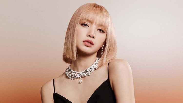 Rambut lob Lisa Blackpink