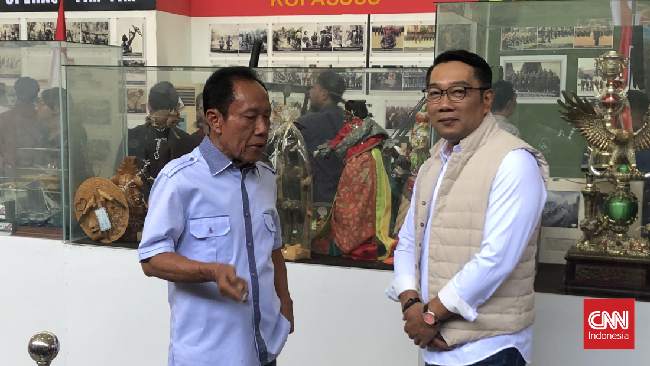 Ridwan Kamil berjanji akan meneruskan rute Bus Transjakarta hingga ke kawasan aglomerasi Jakarta jika terpilih sebagai gubernur Jakarta.