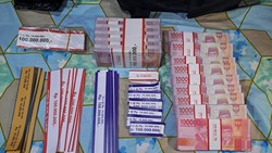 img-title Kenapa Tuyul dan Babi Ngepet Tak Pernah Mencuri Uang di Bank?