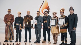 Pegadaian Borong 8 Penghargaan The Best Indonesian Contact Center 2024