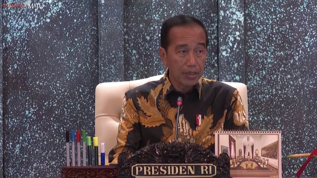 Presiden Joko Widodo (Jokowi) turut mengucapkan selamat kepada umat Islam nan memperingati dan merayakan Maulid Nabi Muhammad SAW 1446 Hijriah.