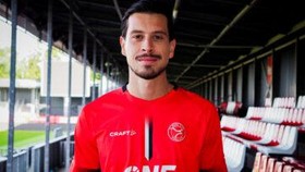 Hilgers dkk Menang 5-0, Pelatih Twente Tetap Puji Thom Haye