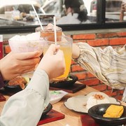 Ini 5 Tempat Makan Murah Milik Seleb yang Viral, Ada yang Jual Steak Rp20 Ribu!