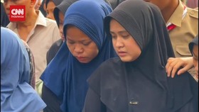 VIDEO: Sahabat Kenang Gadis Penjual Gorengan yang Tewas Dibunuh