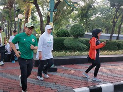 Jalan Sehat Bareng Caleg PKB, Cak Imin Berkelakar yang Kuat Boleh Pilih Komisi
