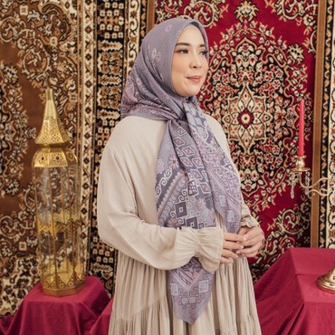 Fitri Tropica Ceritakan Momen Mengharukan saat Hendak Masuk Raudah