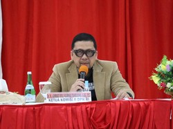 Komisi II DPR RI Minta Pemerintah Segera Susun & Terbitkan PP UU ASN