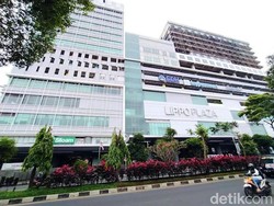 Seorang Wanita Tewas Lompat dari Lantai 6 Mal Jember