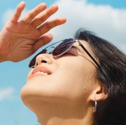 Tak Cuma Sunscreen, 5 Cara Sederhana Ini Bisa Lindungi Kulit dari Sinar UV