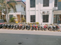 Penampakan 50 Motor Hasil Kejahatan Disita Polisi dari Gudang Bekasi